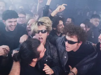 Ofenbach, en mode rockstar dans leur nouveau single