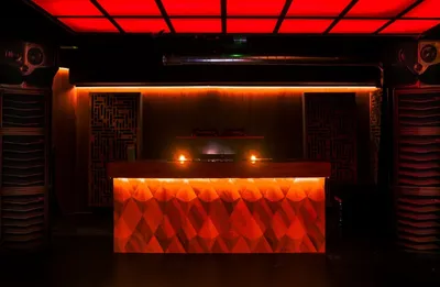 Tomodashi, le nouveau club intimiste d’Ibiza