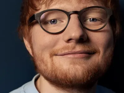 Ed Sheeran s’invite à un mariage pour chanter un titre inédit ! (...