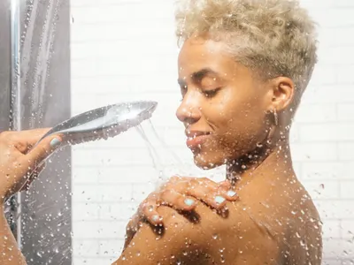 "Womanizer Wave" : voici le premier pommeau de douche au monde...