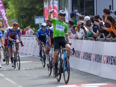 Boucles de la Mayenne 2025. Girmay, Cosnefroy, Molard... des beaux...