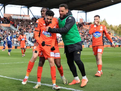 Stade lavallois. Tchokounté et Sellouki retrouvent le chemin des...