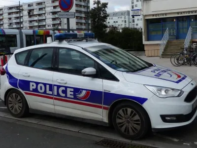Angers. À contrecœur, la CFDT réclame des armes à feu pour la...