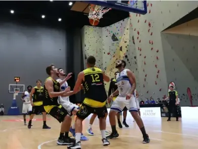 Basketball. Un départ et une arrivée de poids pour l'US Laval Basket