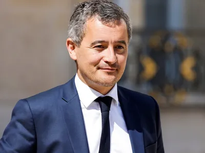 Incendie de Frontignan : Gérald Darmanin remercie les 650 pompiers