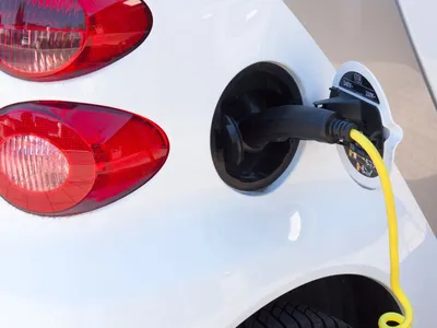 Acheter ou vendre un véhicule électrique d’occasion : les conseils...