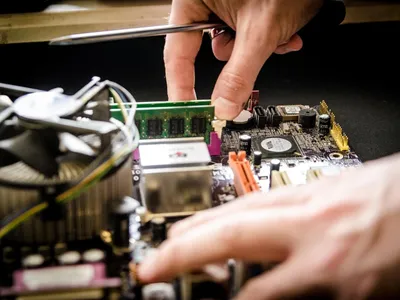 Reprise et réparation des appareils électriques et électroniques :...