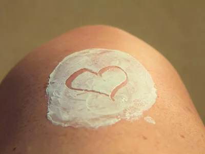 Crèmes solaires : comment bien choisir sa protection à l'approche...