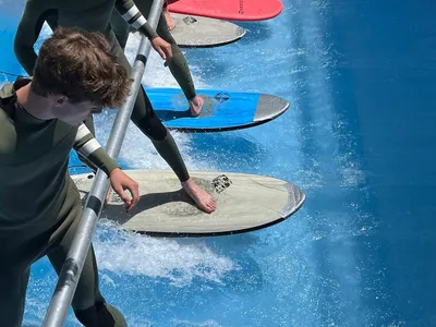 Vaucluse : Wave Island propose des stages de surf