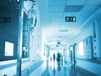 Après 2 jours de lutte pour sa vie, le 2e jumeau décède à l’hôpital