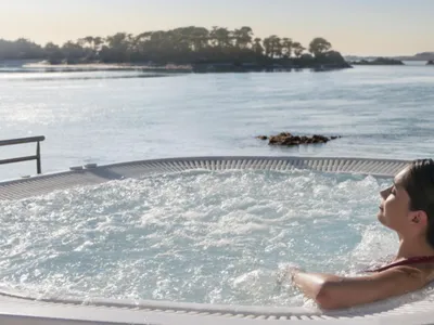 Thalasso, mer et sérénité : un souffle de bien-être en Bretagne et...