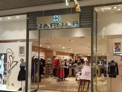 Naf Naf : l'enseigne de prêt-à-porter, en difficulté financière,...