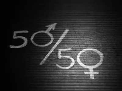 Seuls 28% des postes clés du pouvoir sont occupés par des femmes,...