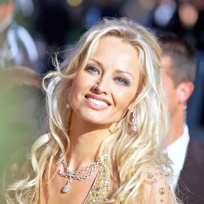 Une possible nouvelle histoire d’amour pour Adriana Karembeu