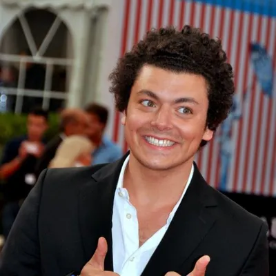 Kev Adams revient sur l’une de ses pires rencontres