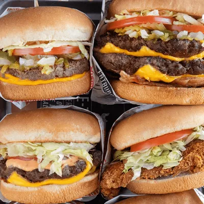 Savez-vous vraiment tout ce qu'il y a dans les hamburgers des...