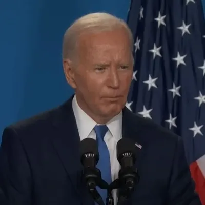 L'ex-président américain Joe Biden atteint d'une forme "agressive"...