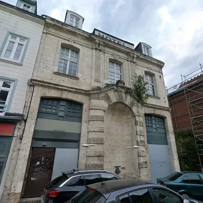 Amiens : un ancien hôtel s’effondre en plein centre-ville 