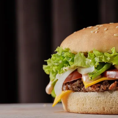 Quand les cartes Pokémon transforment le Happy Meal en "Unhappy Meal"