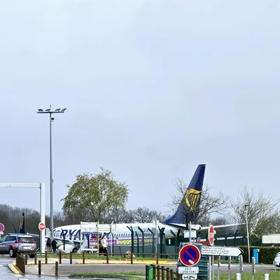 Les passagers d'un vol Ryanair bloqués 24 heures à l'aéroport de...