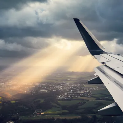 Panique dans les airs : un avion atterrit d’urgence, suite à un...