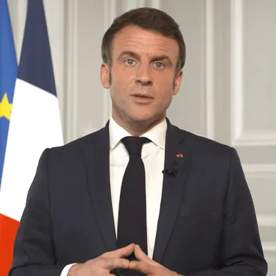 Guerre en Ukraine : Emmanuel Macron appelle à un "sursaut" pour...