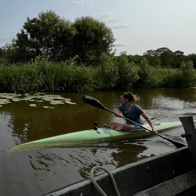 Une sportive olympique bretonne sur le canal de Nantes à Brest