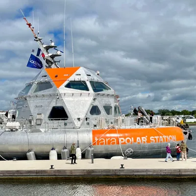 Thomas Pesquet à Lorient pour le baptême de la station polaire de Tara