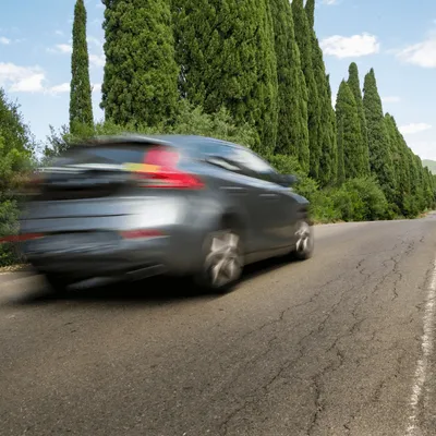 Votre voiture est victime de "freinages fantômes" ? Le ministère...