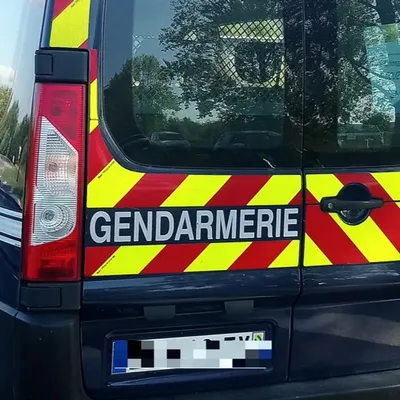 Un homme déclaré décédé dans sa voiture stationnée