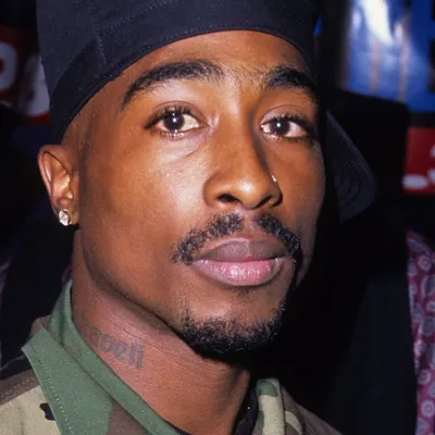 Nouvelle révélations sur l'assassinat de 2Pac: un contrat à un...