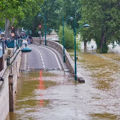 Paris en alerte : Simulation d'une inondation historique pour...