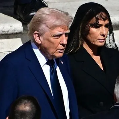 Donald Trump au cœur d'une polémique vestimentaire lors des...