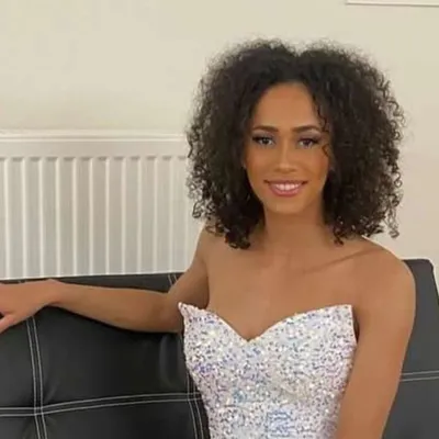 Miss France : une maman de 22 ans élue Miss, une première historique !