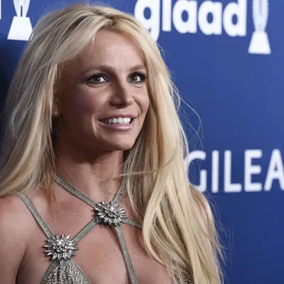 Britney Spears enfin libérée de la tutelle de son père !