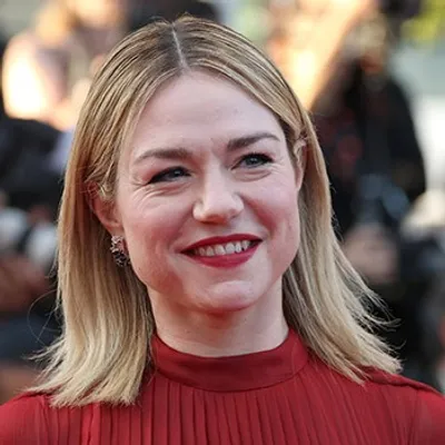 Émilie Dequenne, étoile du cinéma belge, s'éteint à 43 ans emportée...