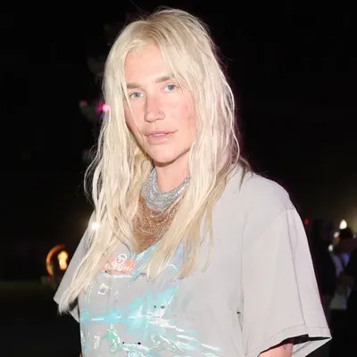 La chanteuse Kesha insulte Diddy sur la scène de Coachella !