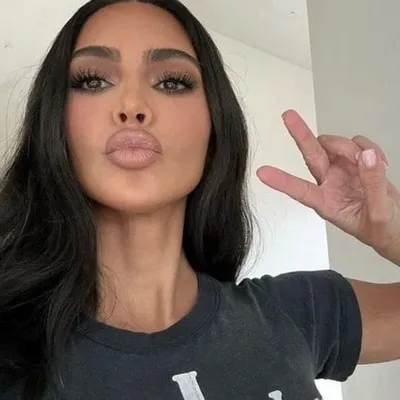 Kim Kardashian perd 100 000 abonnés suite à une attaque des Swifties