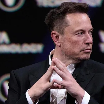 Elon Musk et les tests d'urine : entre transparence et interrogations