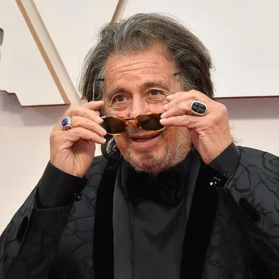 Al Pacino bientôt papa, il demande un test de paternité !