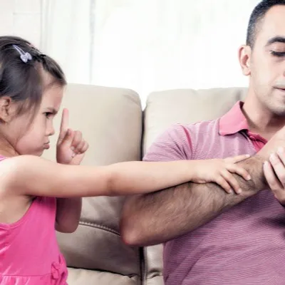 Interdiction de fumer près des enfants : de nouvelles zones sans...