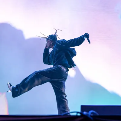 Travis Scott enflamme Milan avec un concert mémorable