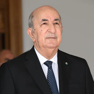 La présidence algérienne dément une fausse interview du président...