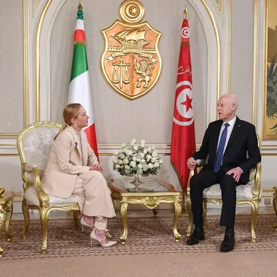 Giorgia Meloni en Tunisie : un partenariat renforcé autour de...