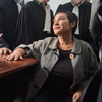 Tunisie : l’avocate Sonia Dahmani risque 20 ans de prison...