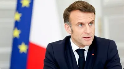  [ POLITIQUE ] Macron face aux Français ce mardi soir sur TF1 :...