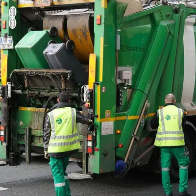 [ Société ] Grève des éboueurs : Arles, Saint-Martin-de-Crau et...