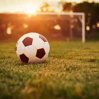 3 individus condamnés, après des violences en marge d'un match de...