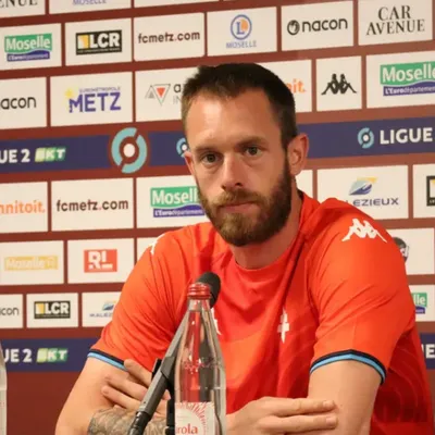 Football : rupture des ligaments croisés pour Alexandre Oukidja 