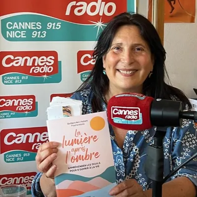 Conférence de presse de la psychanalyste Barbara-Ann Hubert à...